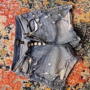 Judy blue M stretch denim shorts